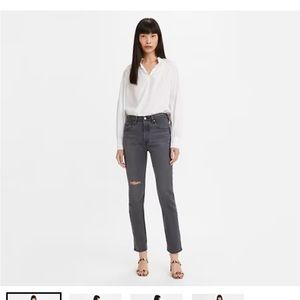 501 Levi Women’s Jeans